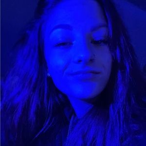 Meet your Posher, Ashlyn